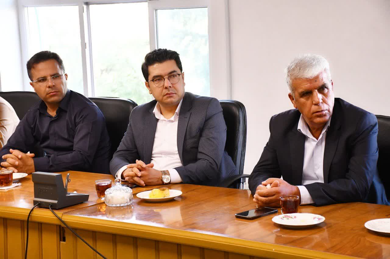 💢 دیدار کارکنان ادارات ماکو با سرپرست فرمانداری شهرستان؛ همافزایی برای رضایتمندی عمومی