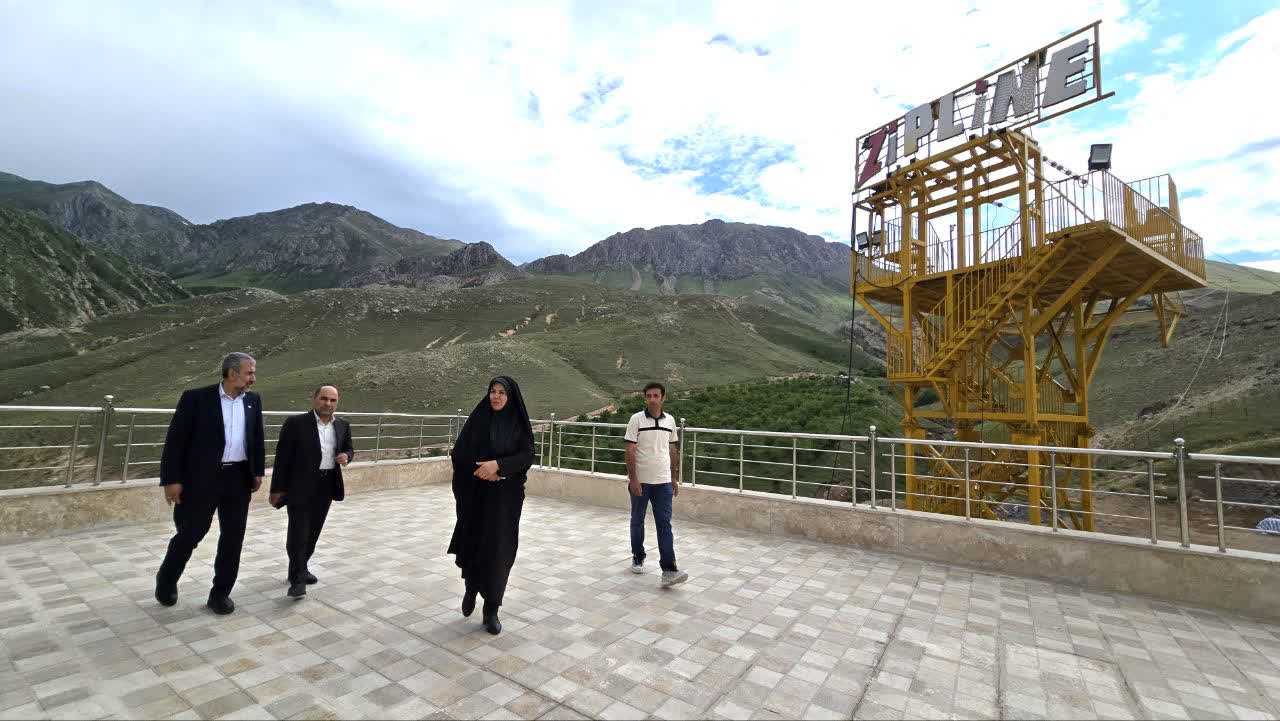 بازدید فرماندار ماکو و مسئولان کشوری و استانی از مجموعه تفریحی و گردشگری زیپلاین کوسج
